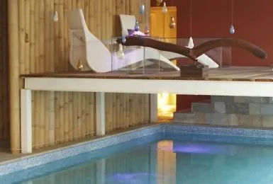 Minerva Club & Golf Hotel