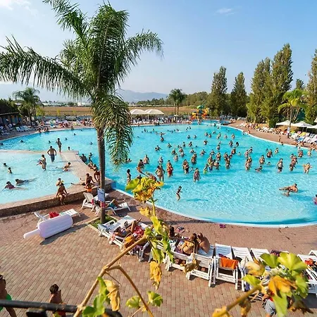 Minerva Club & Golf