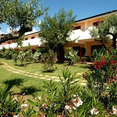 Minerva Club & Golf Semesteranläggning (resort) 4*