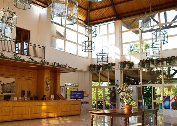 Minerva Club & Golf Resort 4*