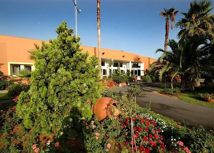 Minerva Club & Golf Resort 4*